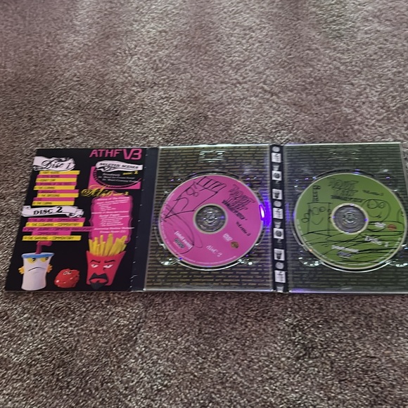 Aqua Teen Hunger Force- Volume 3 Box set - Picture 2 of 2